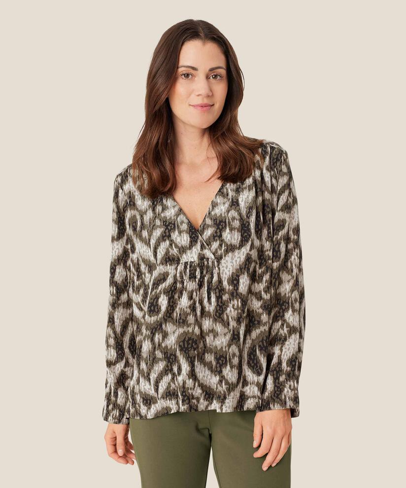 Bua Blouse, Sea Turtle