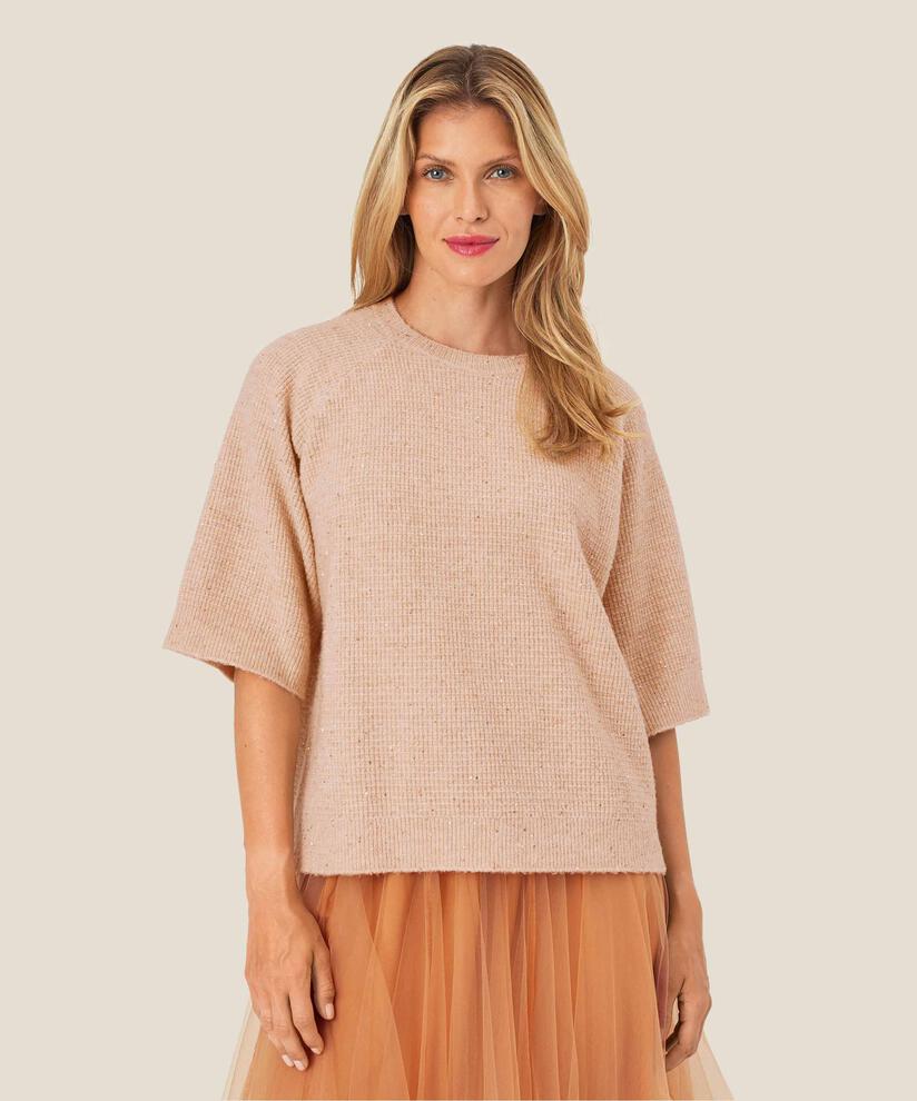 Farinna Jumper, Bisquit