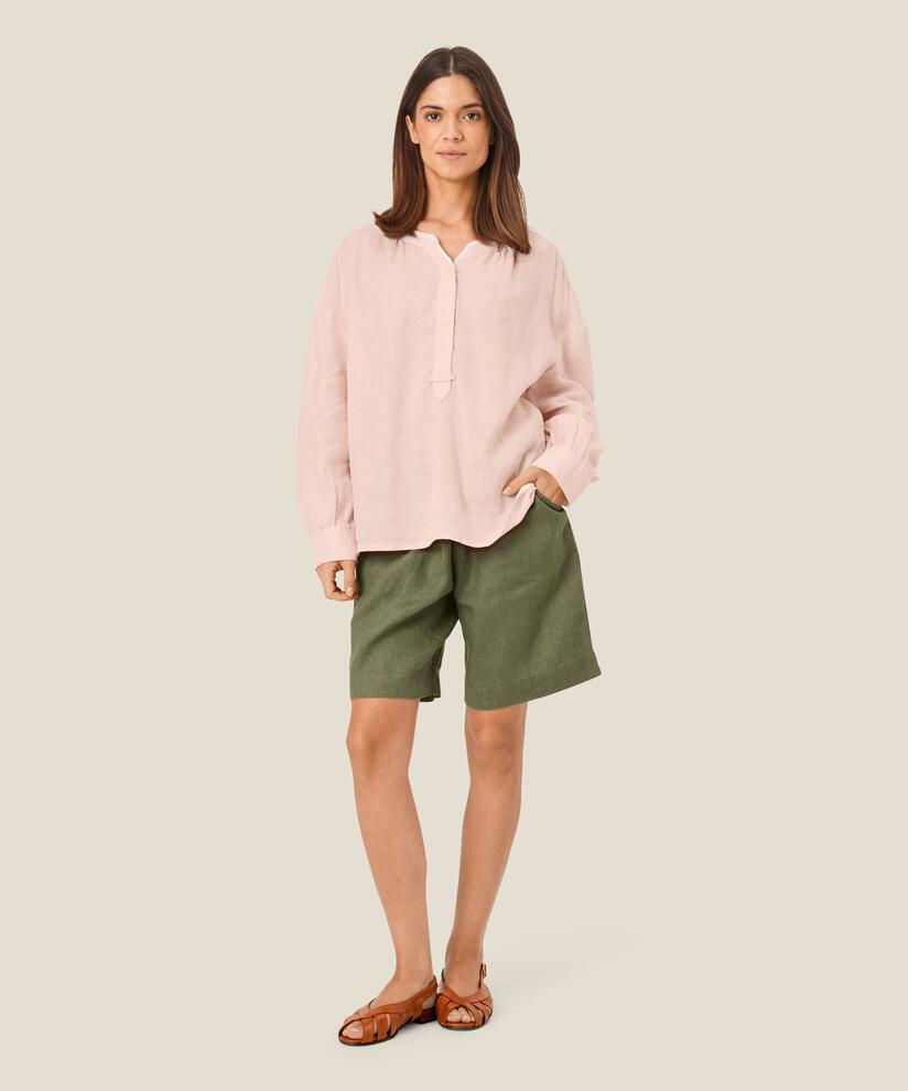PRUDIE SHORTS, D. Lichen Green