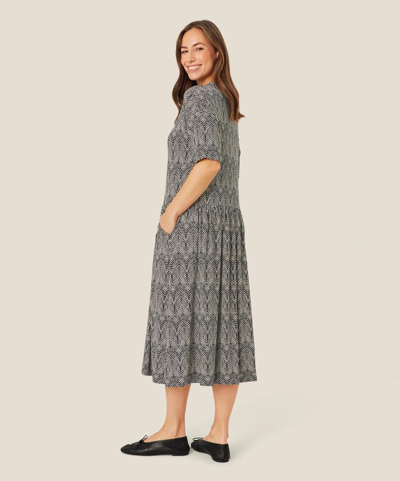 Nustina JERSEY Dress, Black