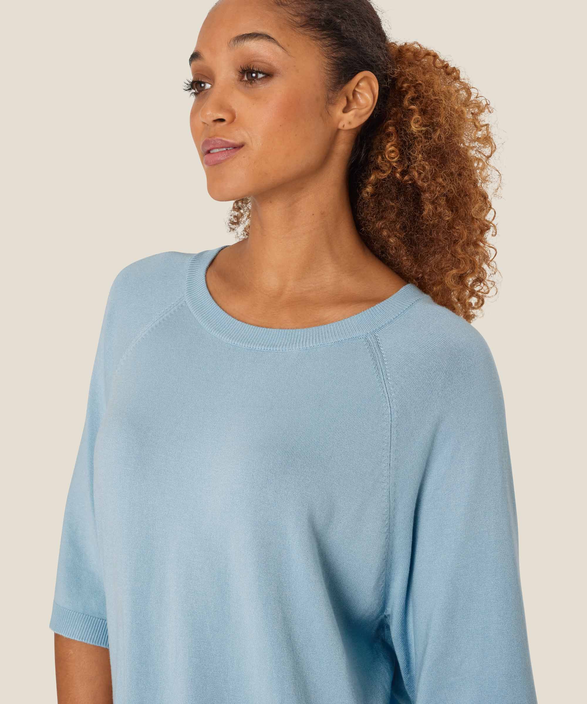 Fanillo Top, Cel Blue