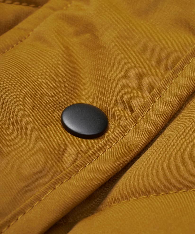 Tadea Coat, Plantation