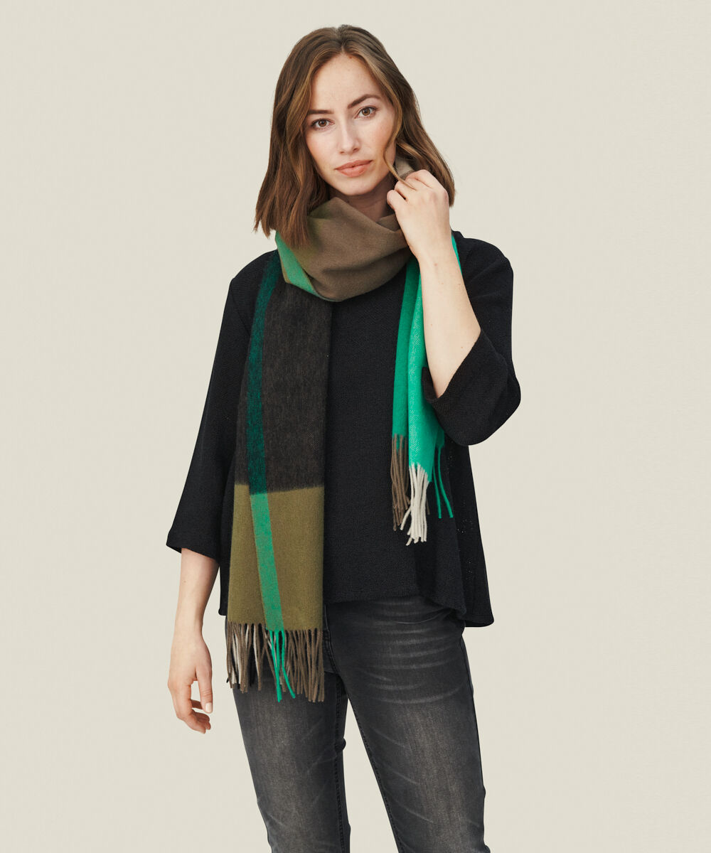 ADILLE SCARF, Sea Turtle