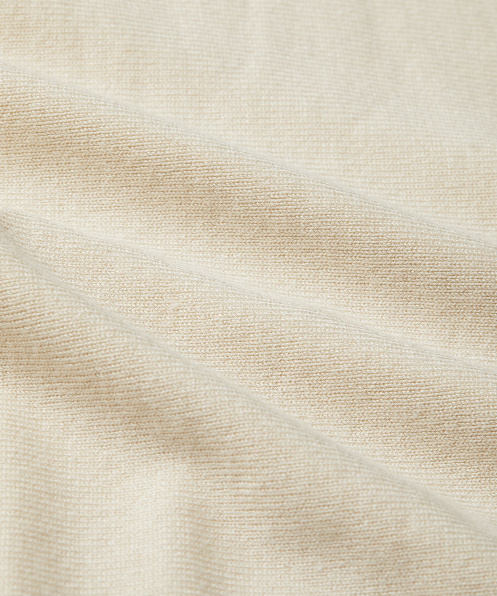 Fosna Jumper, Whitecap