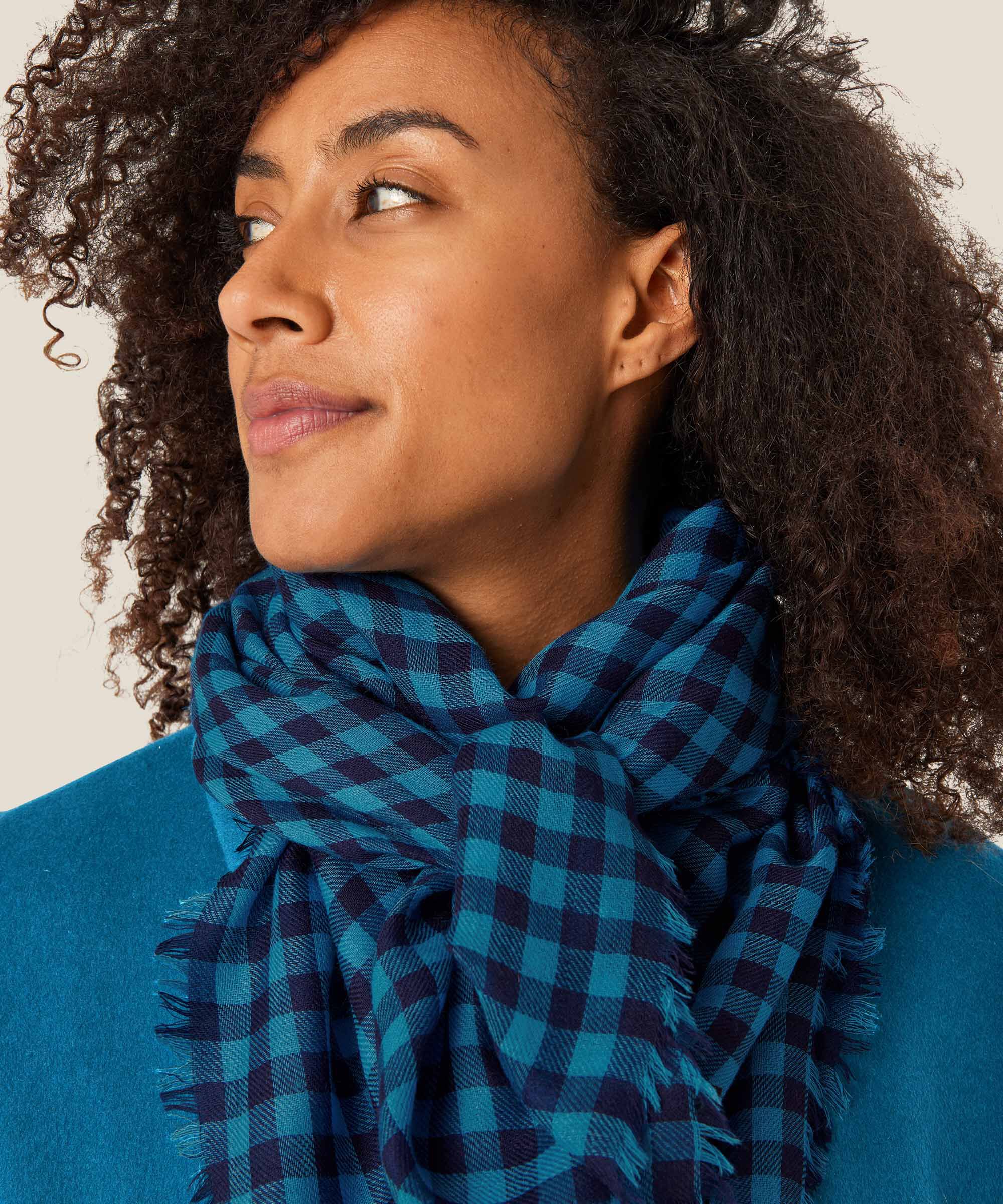 Asserina Scarf, Celestial