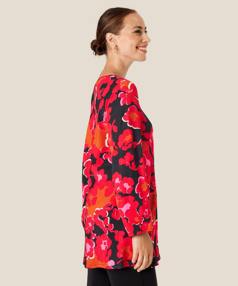 Kay Blouse, Tango Red