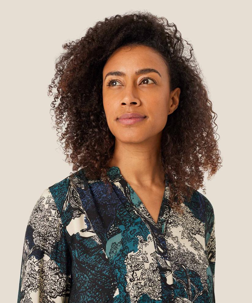 Nampu Dress, Celestial