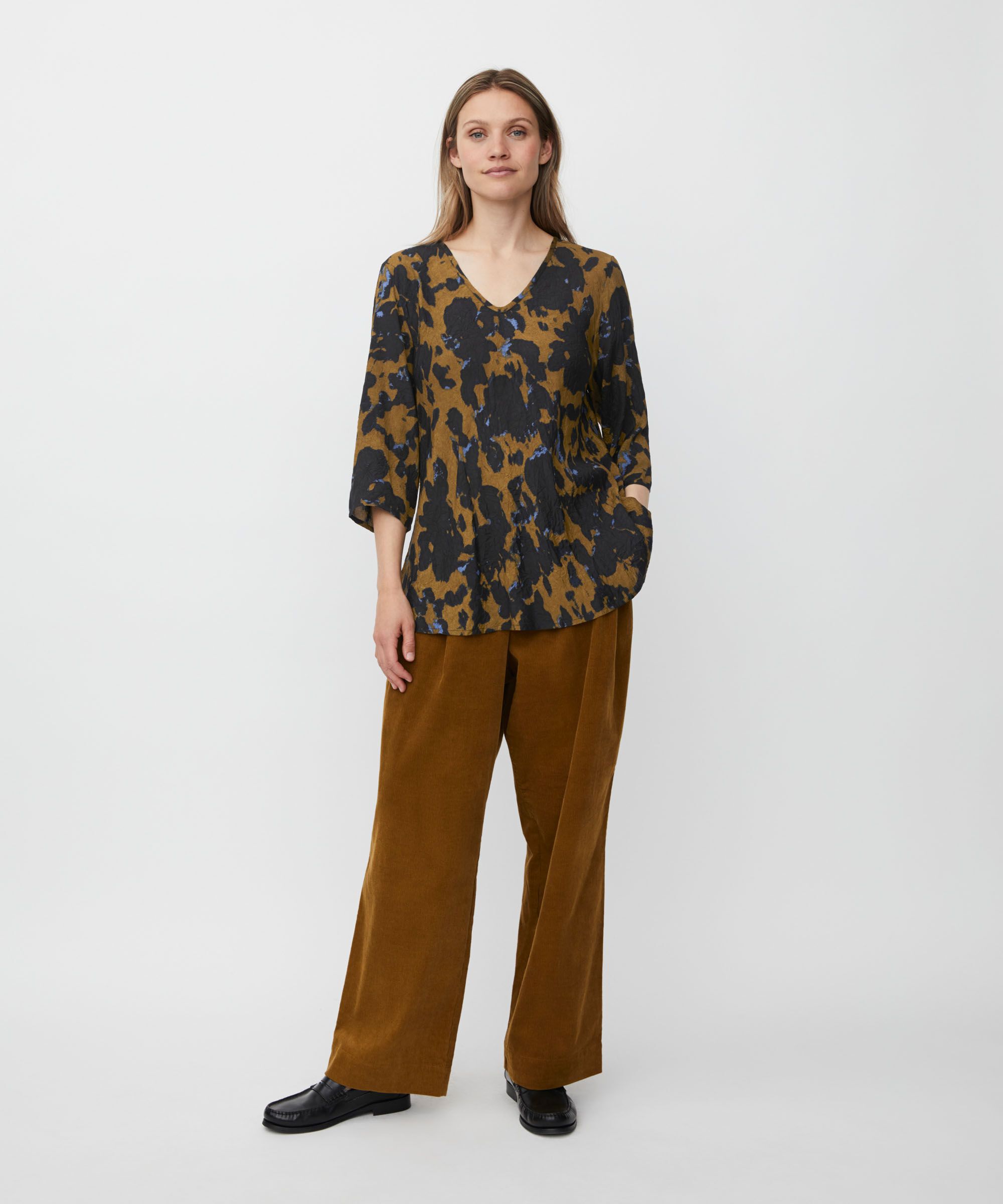 Katacia Blouse, Breen