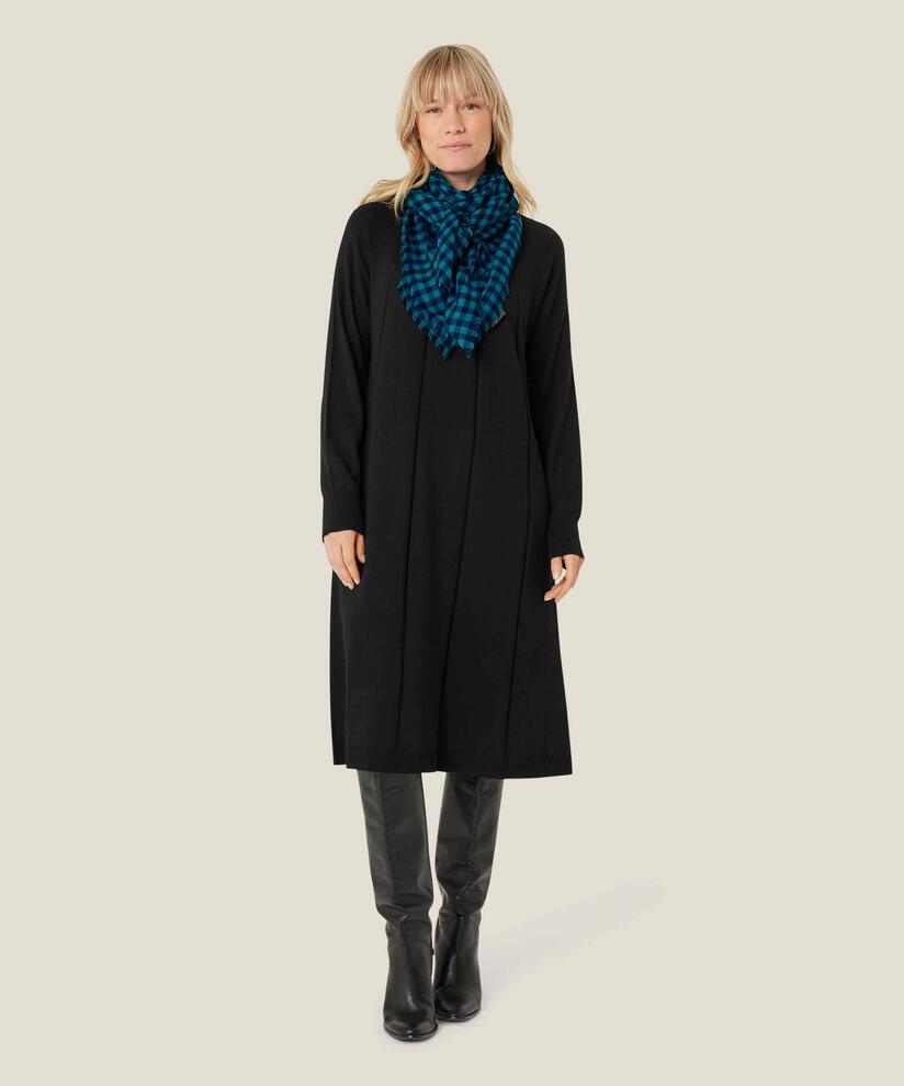 Asserina Scarf, Celestial