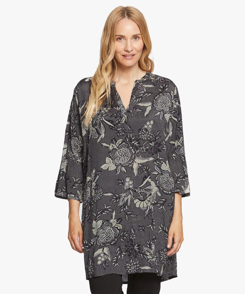 GUSTA TUNIC, Shark