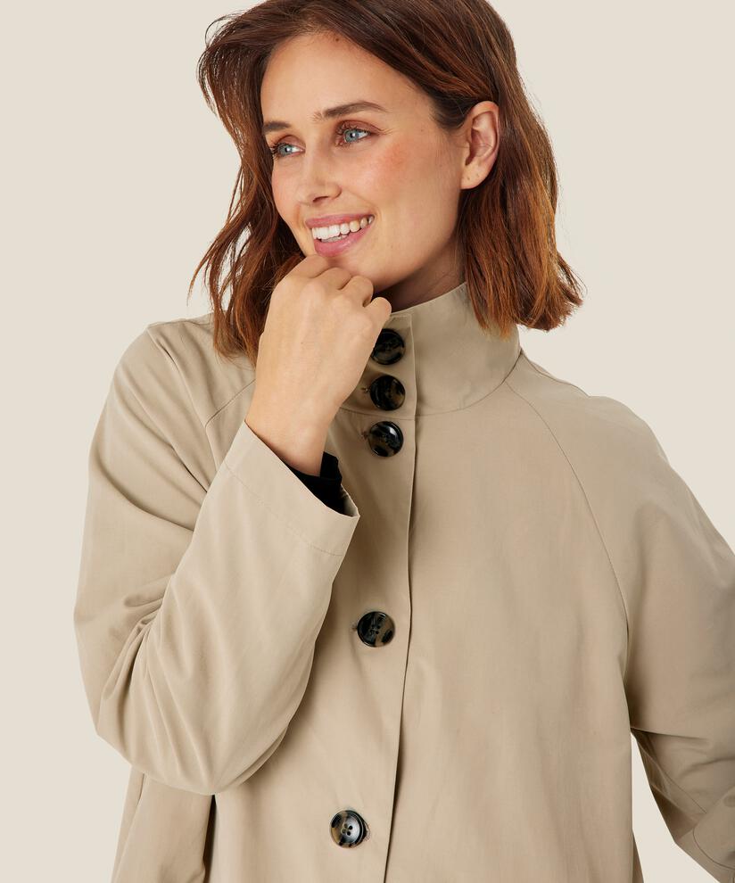 Teresa Coat, Plaza Taupe