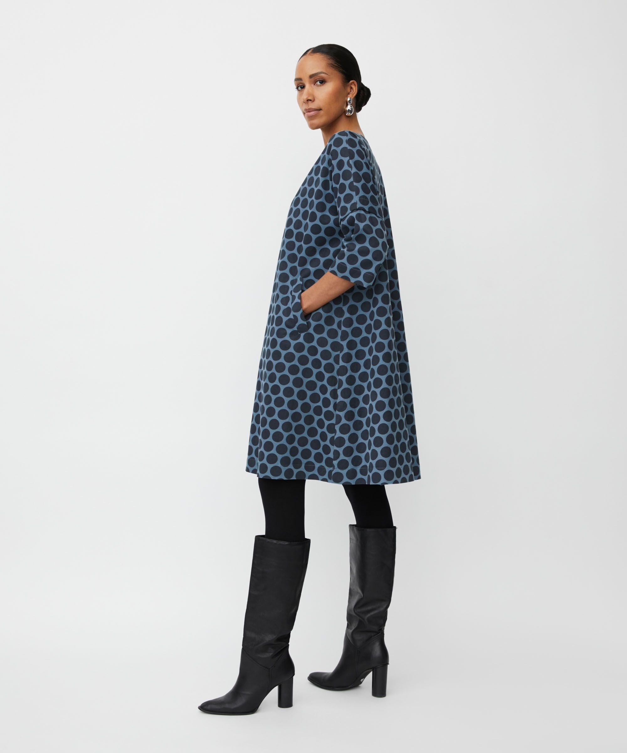 Neo Dress, Navy Blazer