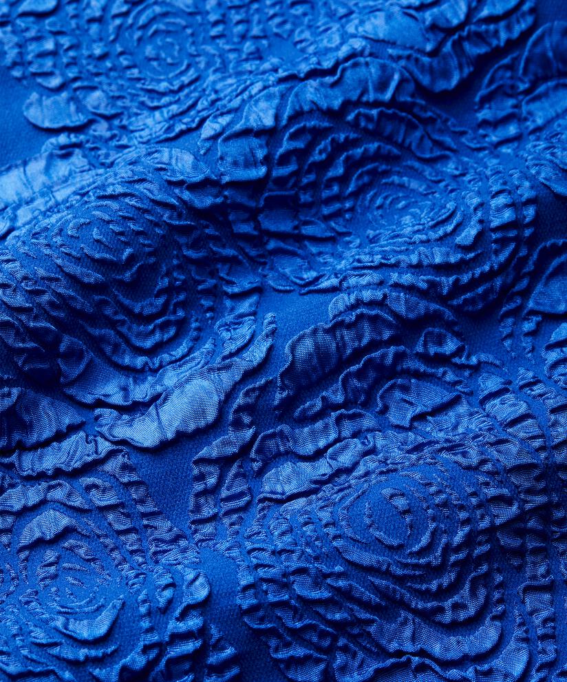 Nirisa Dress, Surf the web