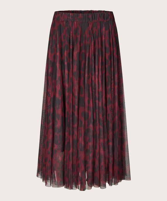 Scarlet Skirt, Tawny Port